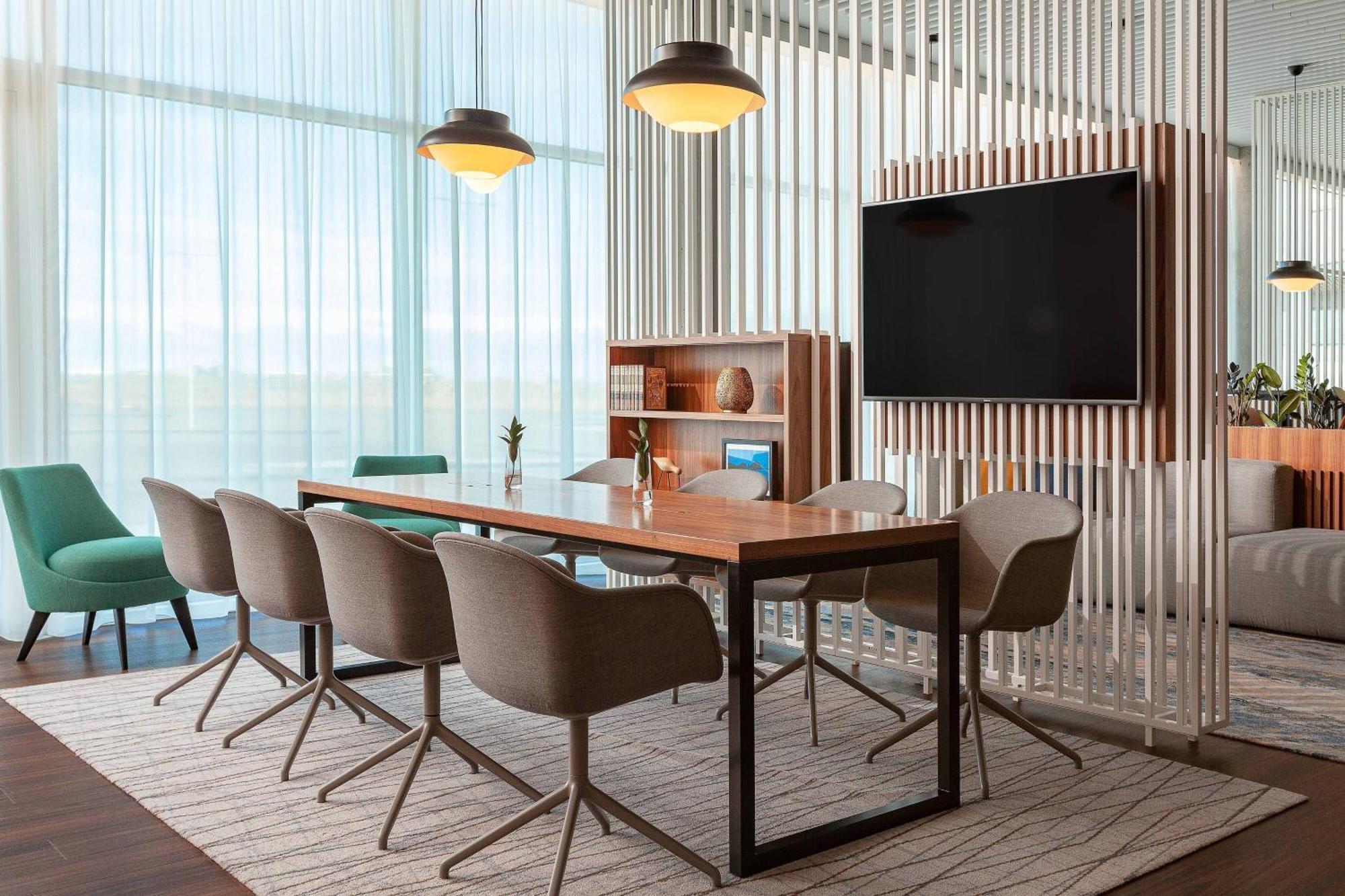 Отель Courtyard By Marriott Reykjavik Keflavik Airport Экстерьер фото