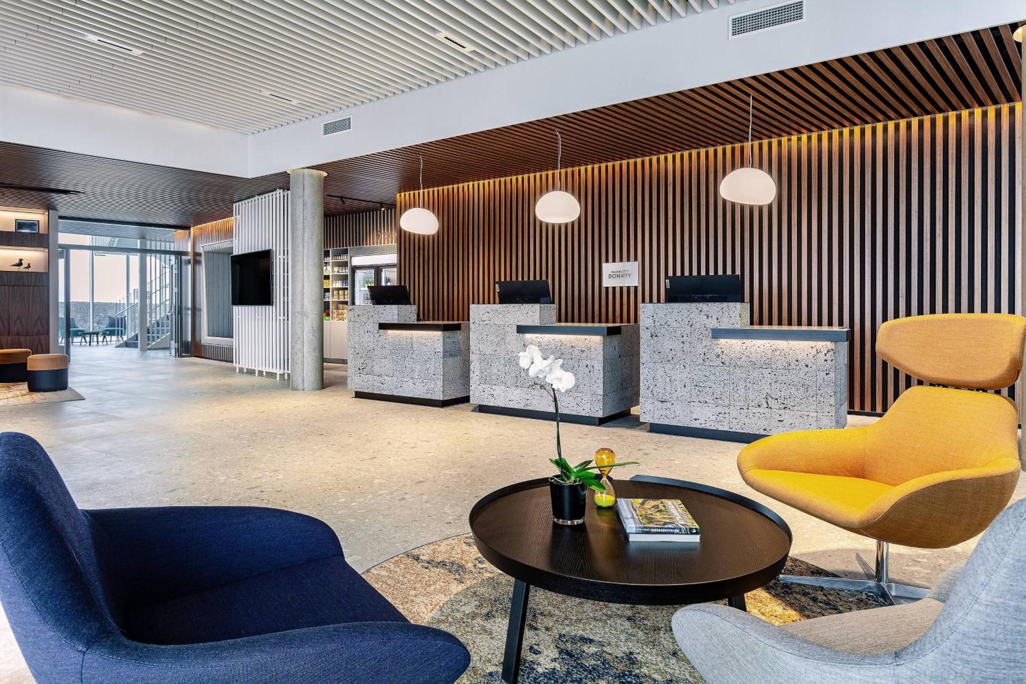 Отель Courtyard By Marriott Reykjavik Keflavik Airport Экстерьер фото